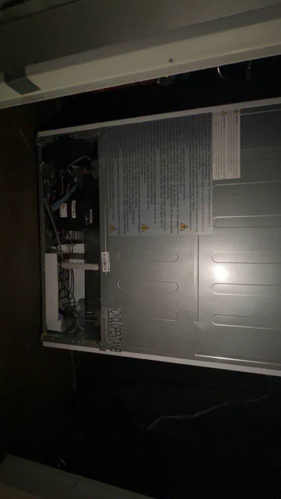 Fridgidaire Full Upright Freezer White