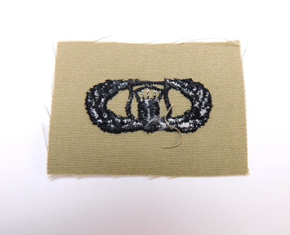 US Air Force USAF Basic Air Traffic Controller Badge Desert Tan DCU Patch Sew-On