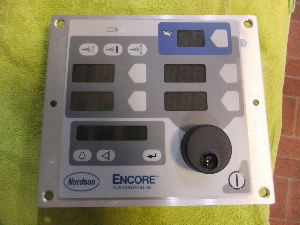 Nordson Encore main gun controller front panel