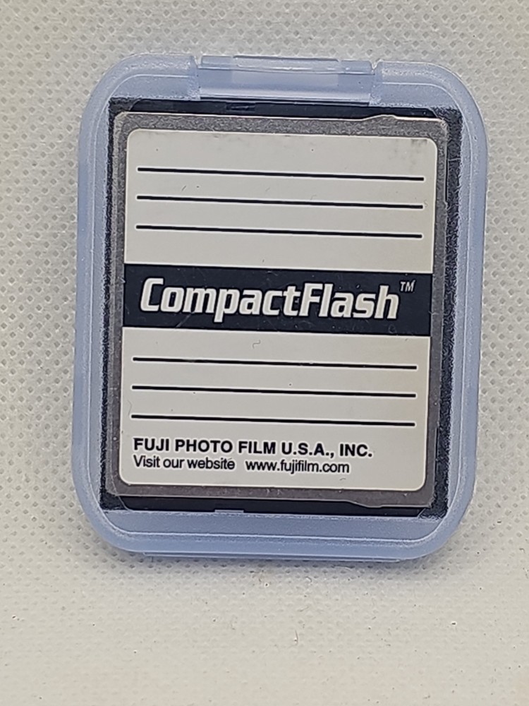 Fujifilm 64MB CompactFlash-Memory Card-With Storage Case.