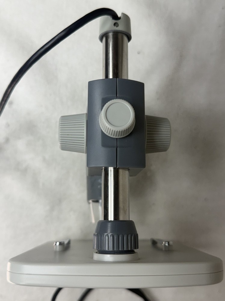 Celestron Digital Microscope Pro 5 MP Handheld High Resolution