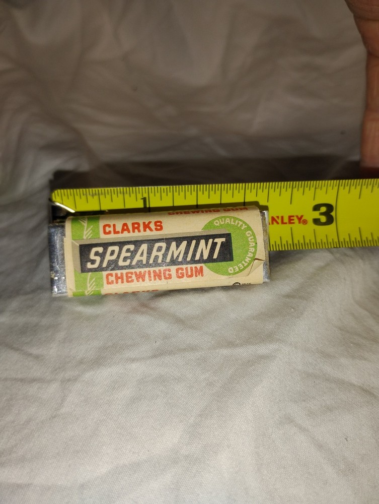 RARE Clarks Spearmint Chewing Gum Pack