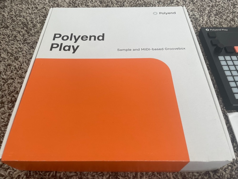 Polyend Play Sample and MIDI Based Groovebox complete Used once.