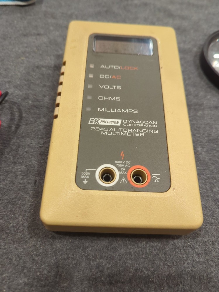 FLUKE TRUE RMS MULTIMTER 2845 Auto Ranging Multimeter A20
