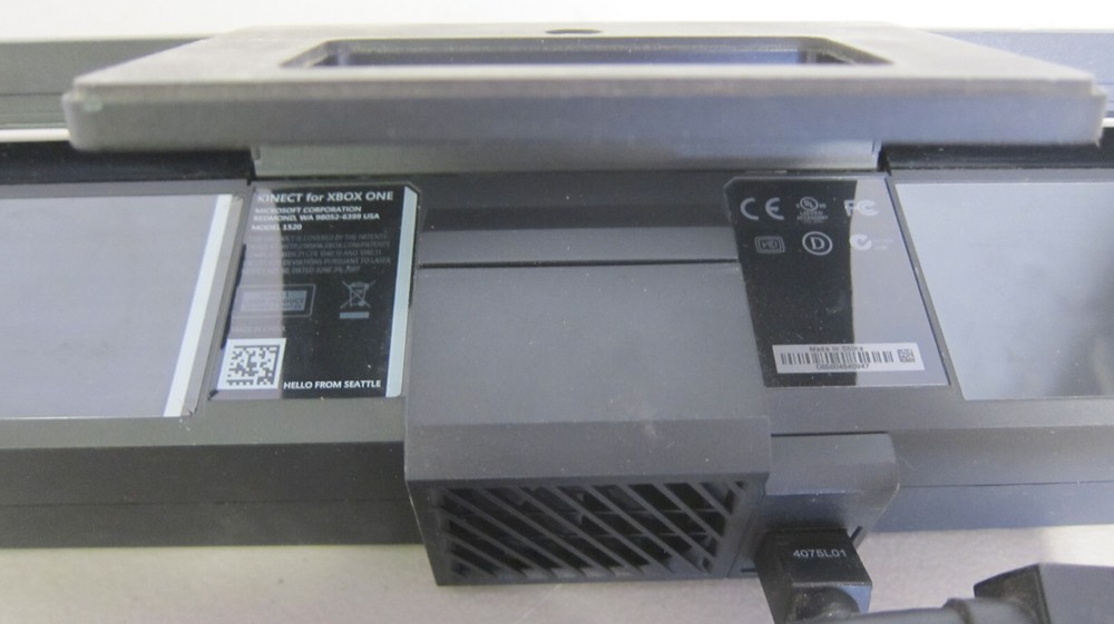 Microsoft Xbox One Kinect Camera Motion Sensor Bar Model 1520 - FREE SHIPPING