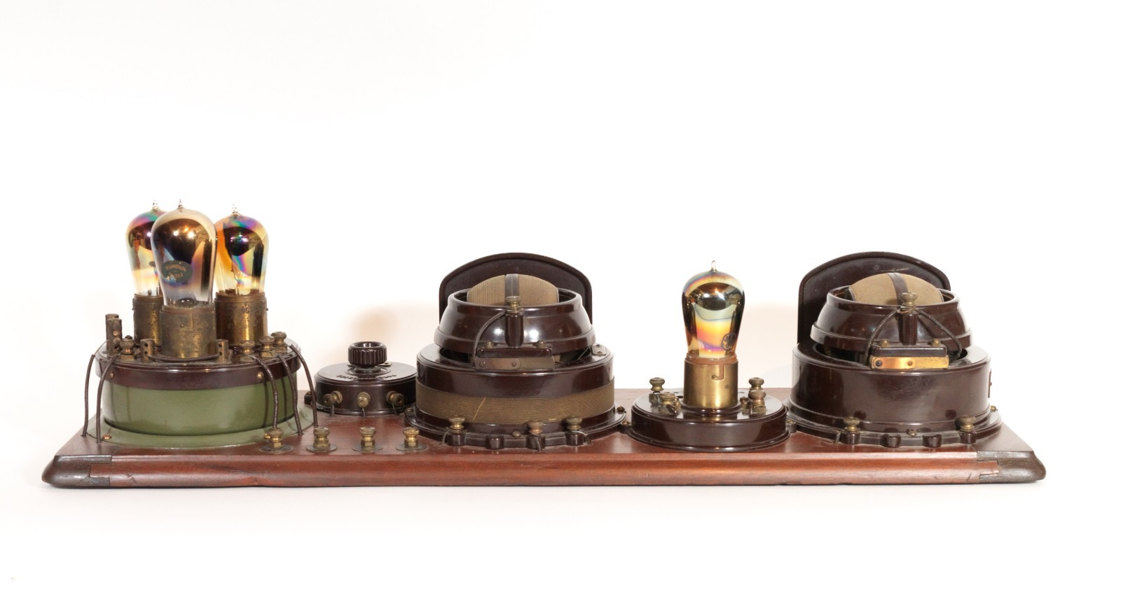 Exceptional 1924 Atwater Kent Model 9 Breadboard Radio w/Rainbow Tubes * Works