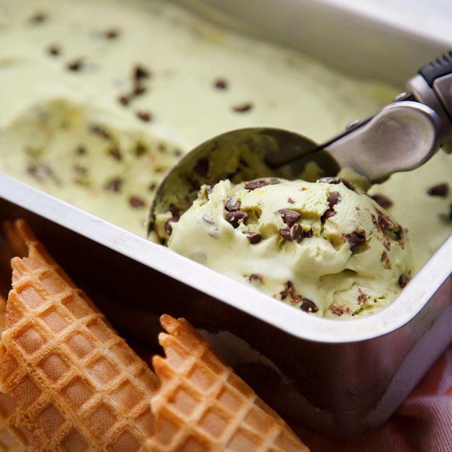 McCormick Pure Mint Extract 2 fl oz