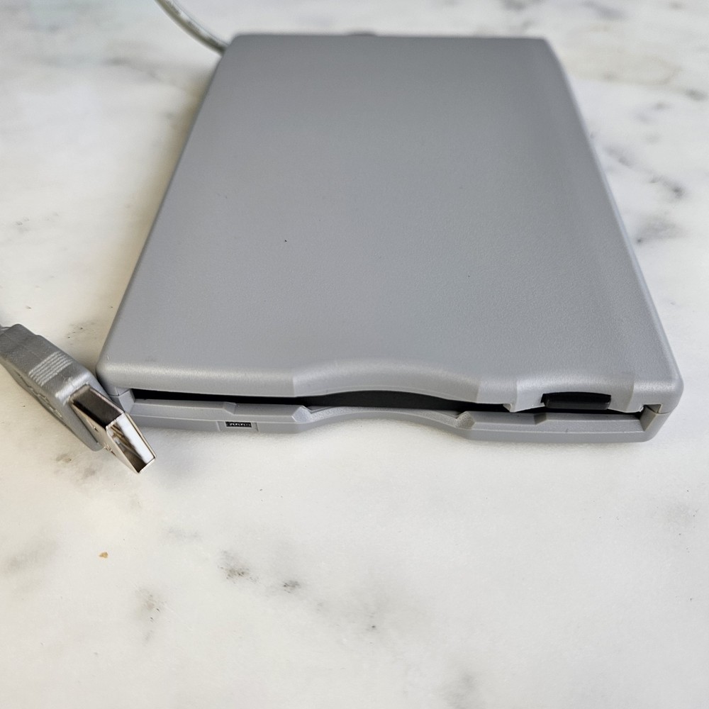 SmartDisk FDUSB-TM2 External USB 3.5" Floppy Drive Gray