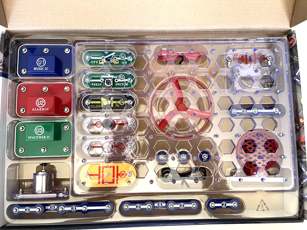 Snap Circuits Elements 140 Projects Create Working Circuits