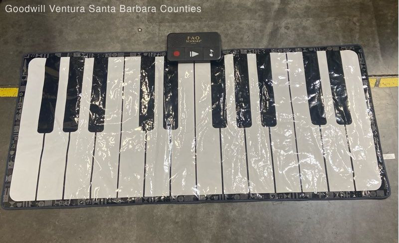 FAO Schwarz Giant Dance Mat Piano, model 1003544