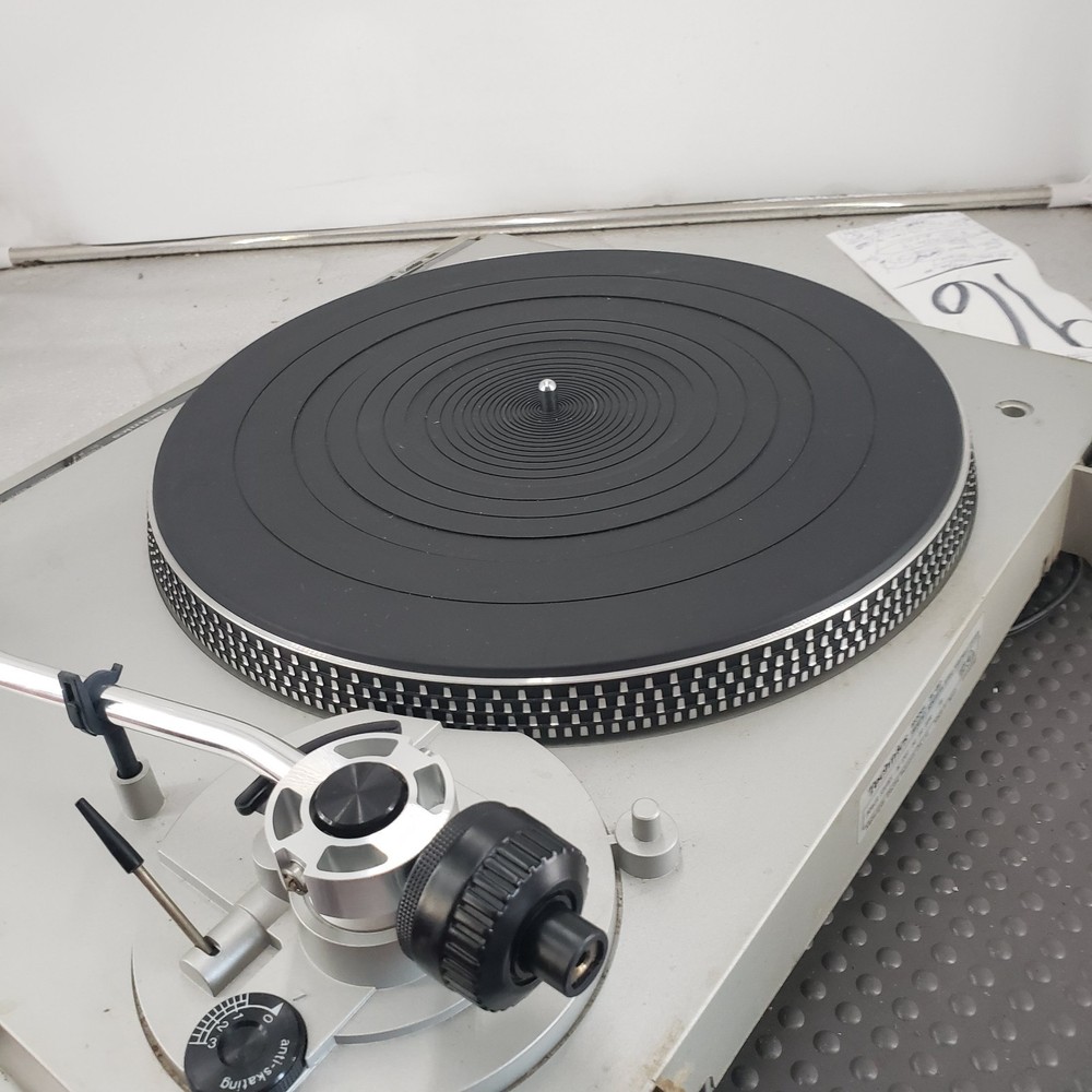 Technics SL-B2 Automatic Belt Drive Turntable System - Needs Cartridge/ Needle