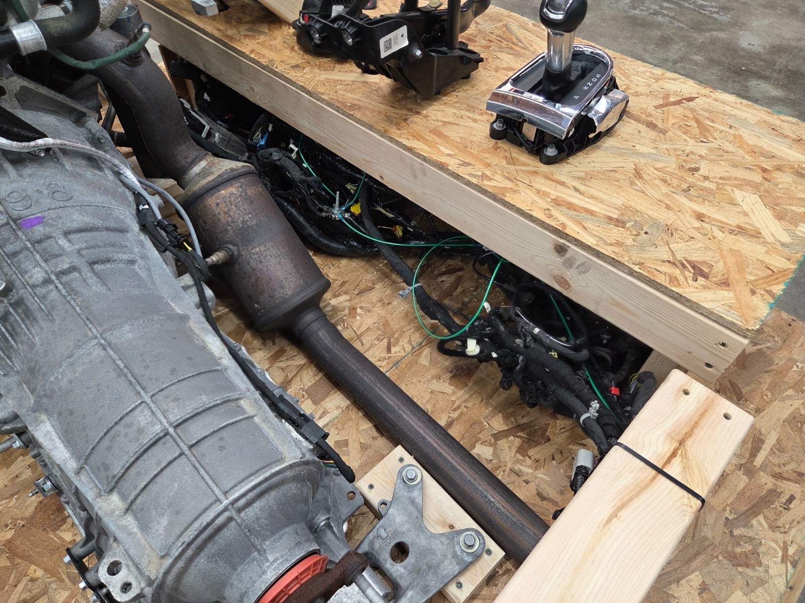 2017 Mustang EcoBoost 2.3L TURBOCHARGED Engine & 6 Speed Auto Trans Turn Key 53k