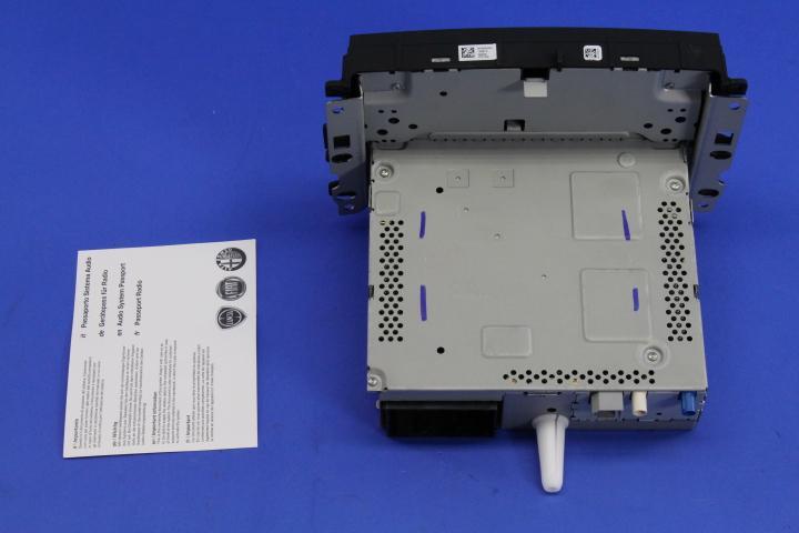 NEW OEM 2014-2017 MOPAR FIAT 500 MULTIMEDIA RADIO 5SR19MXHAA