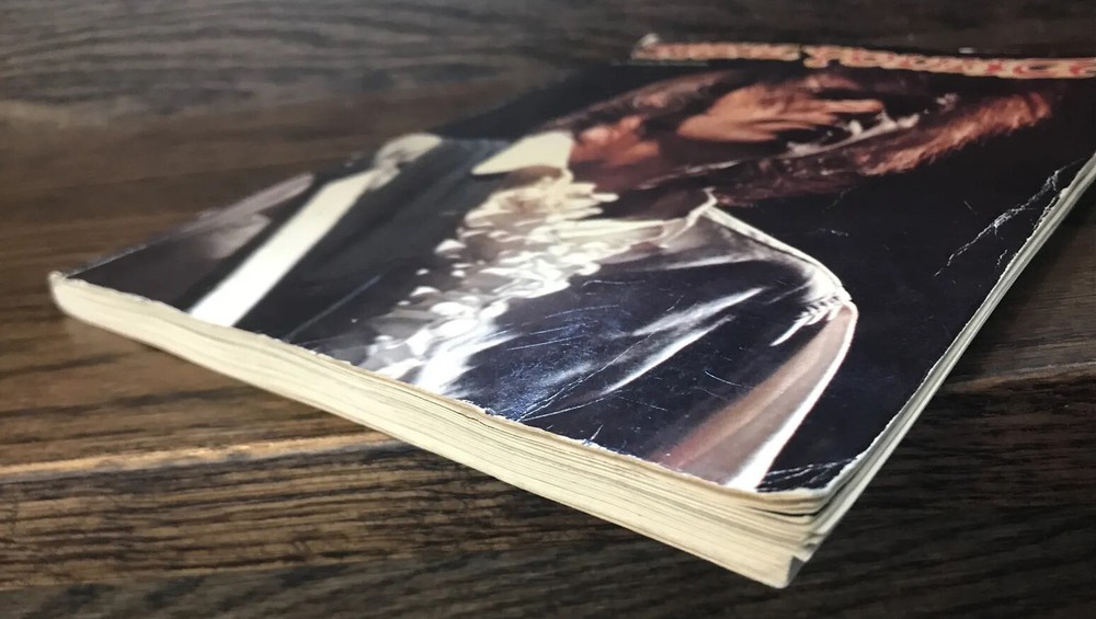 Neil Young by Carole Dufrechou (1982 omnibus press UK)