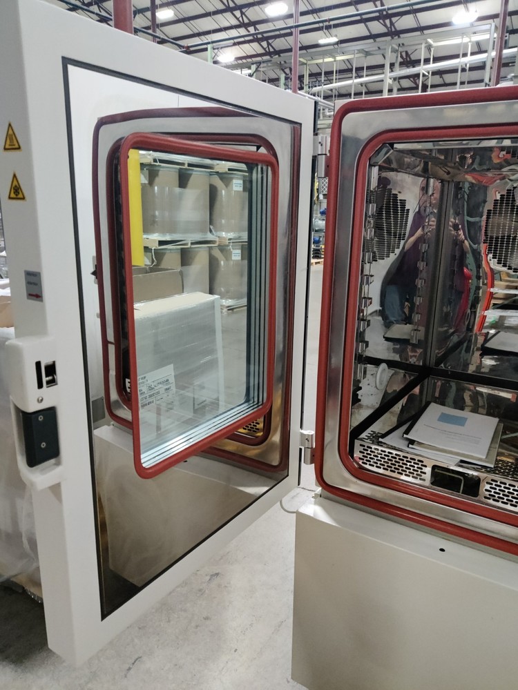 Atlas Weiss Environmental Test Chamber