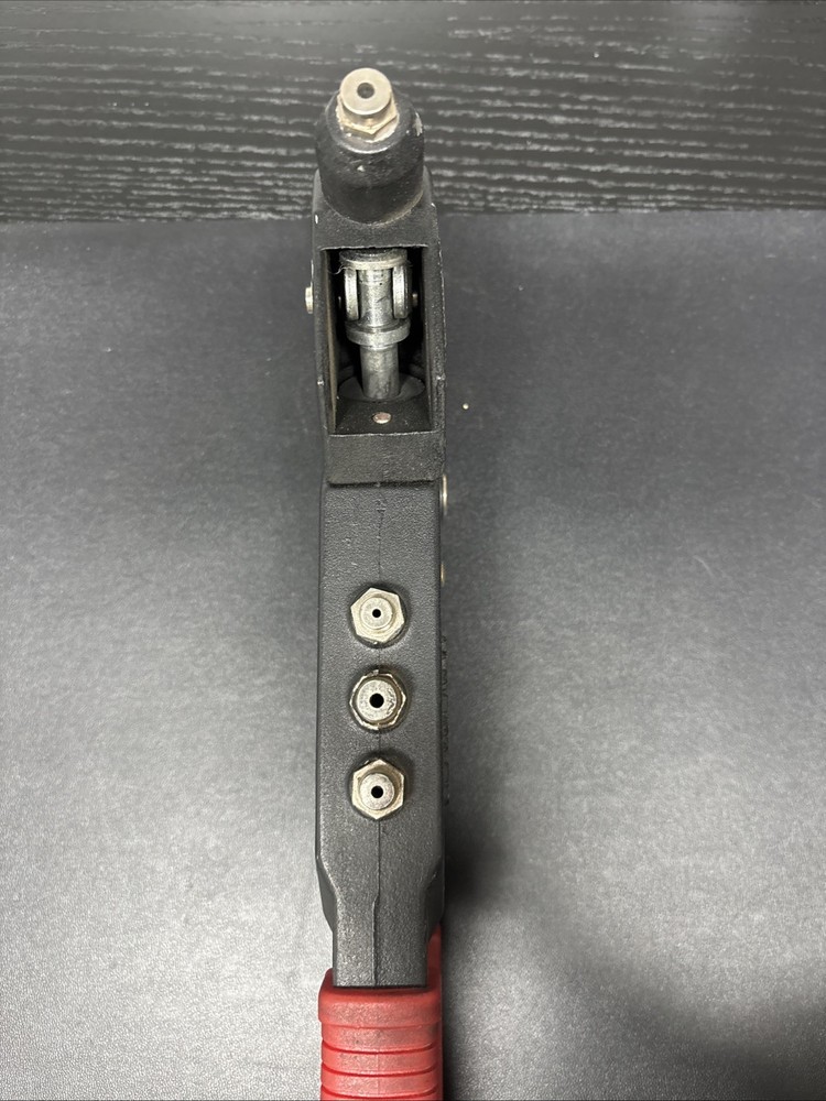 Blue Point Tools HP8202 Rivet Tool Red Grips Pivot Head 🇺🇸