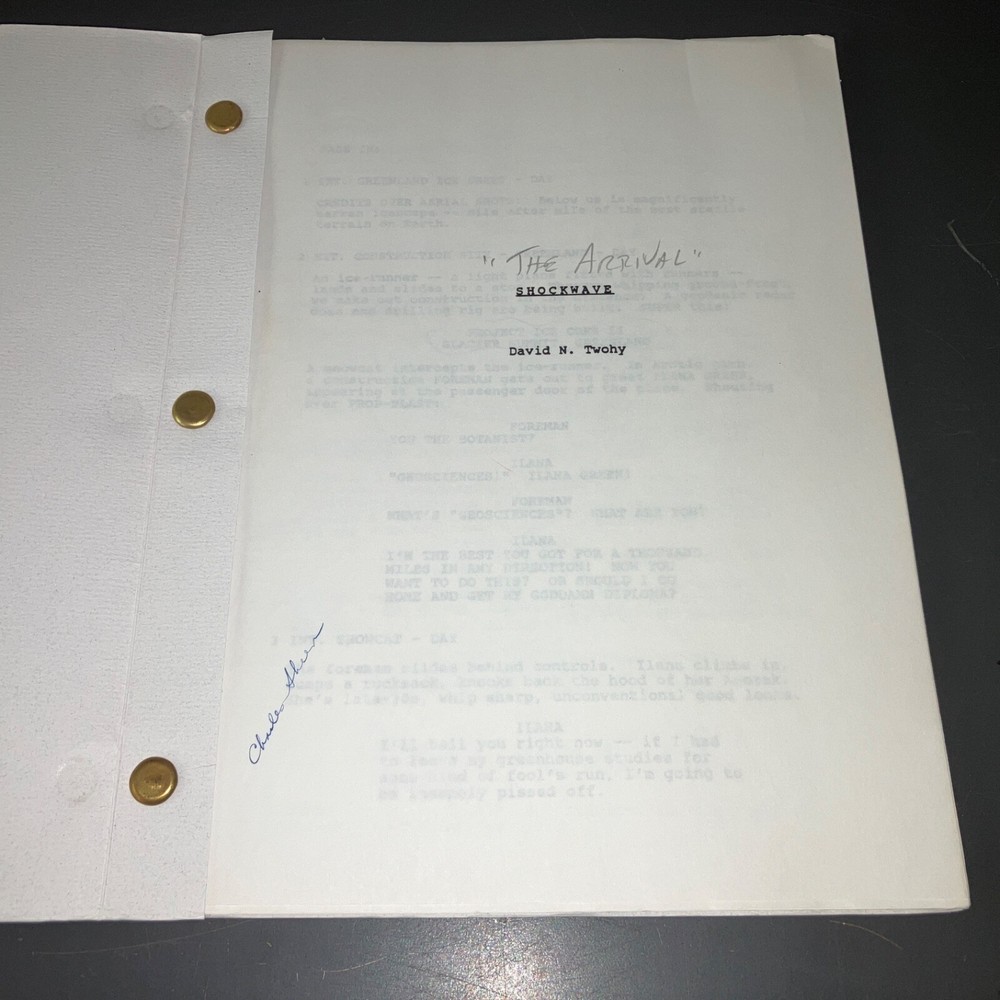 THE ARRIVAL (1996) David Twohy / Charlie Sheen Sci-Fi / Prod. Co. Script +Notes!