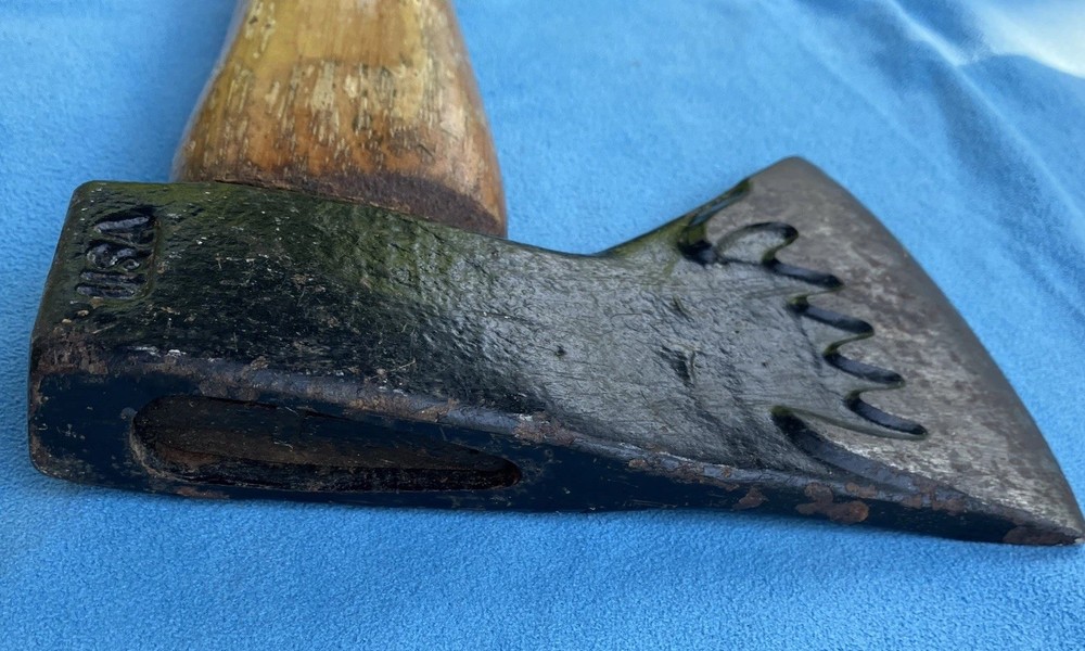 Vintage Hatchet Beveled Edge