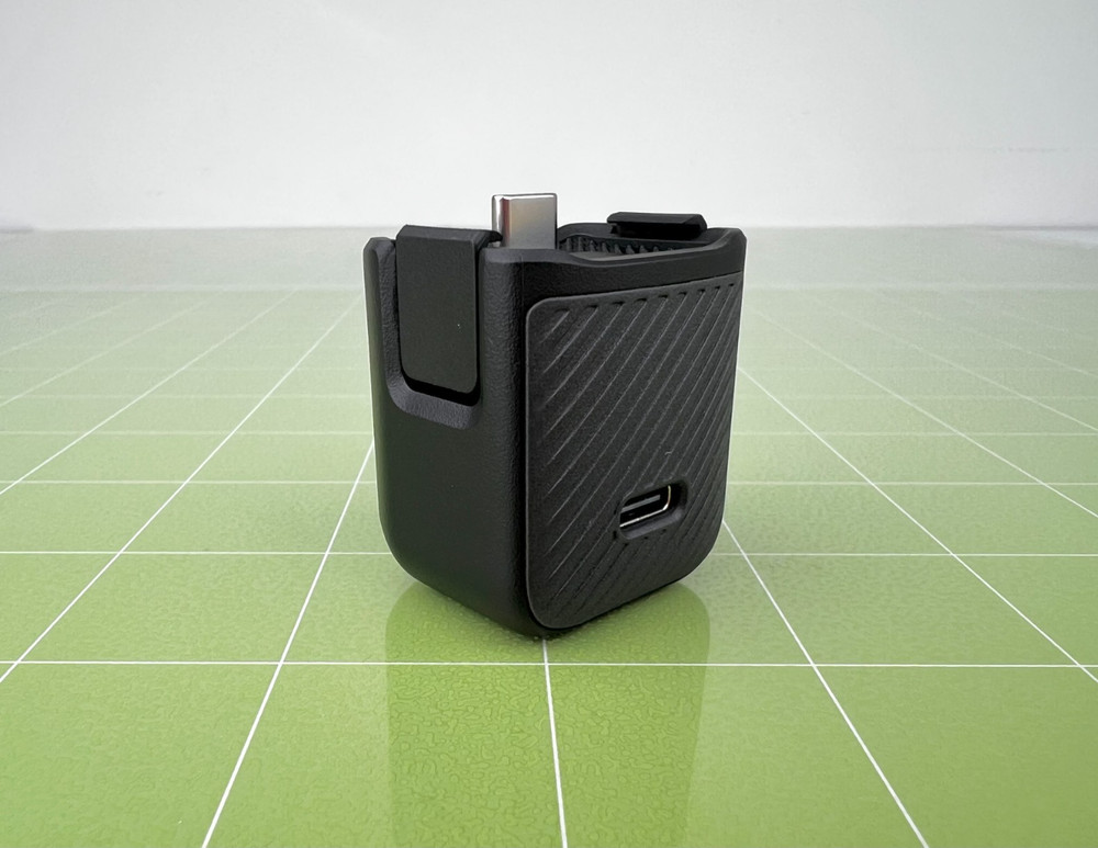 DJI Osmo Pocket 3 Handle With 1/4″ Thread