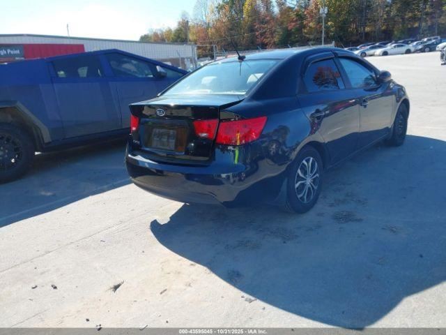 FORTE 2013 Glove Box 4908657