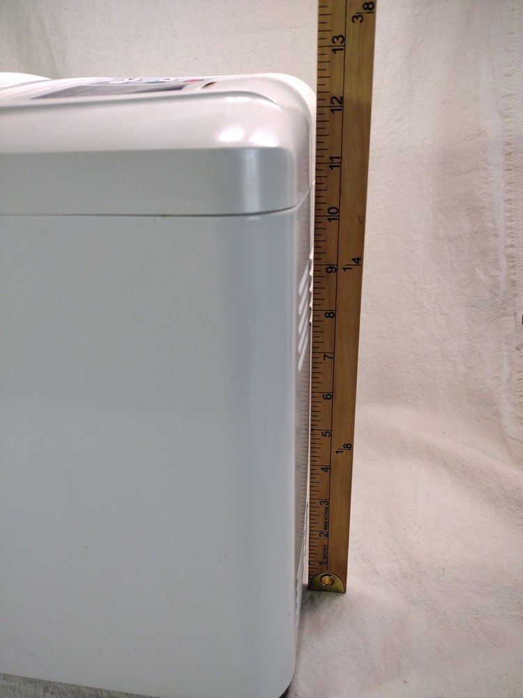 Regal Kitchen Pro Breadmaker Model K6743 Kitchen Appliance Auto Bread Machine