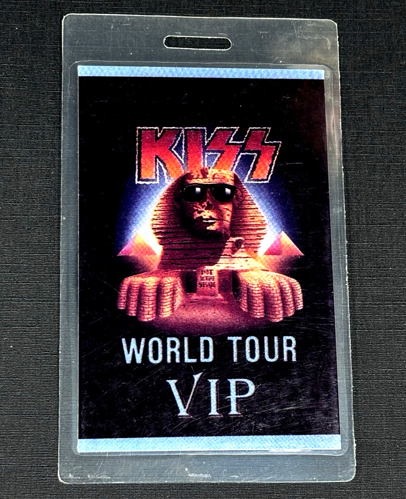 1989 KISS Hot in the Shade World Tour VIP Laminated Backstage Pass!