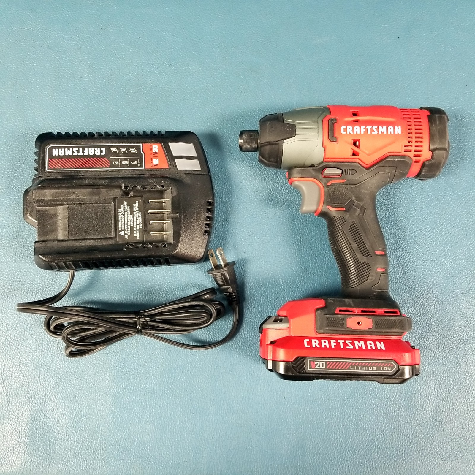Craftsman CMCF800 Drill Driver With Battery Pack + Charger 20V No Bits WORKS