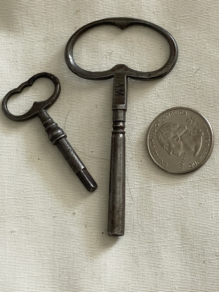 Antique French Clock Keys Keywind #4