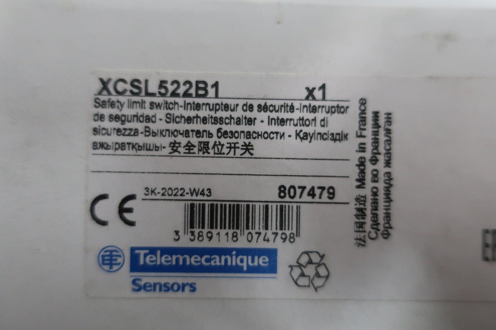 Telemecanique XCSL522B1 Safety Interlock Limit Switch