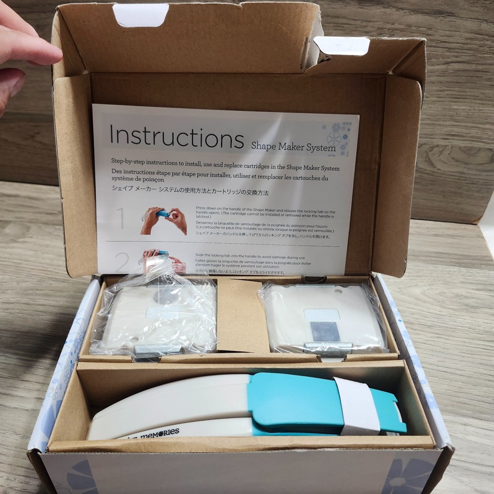 Creative Memories Shape Maker Punch System + Extras