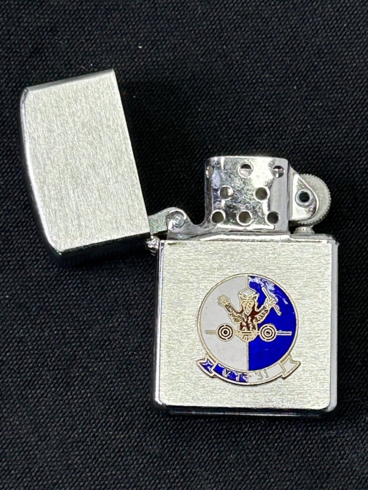 Vintage US Navy VT-31 Lighter