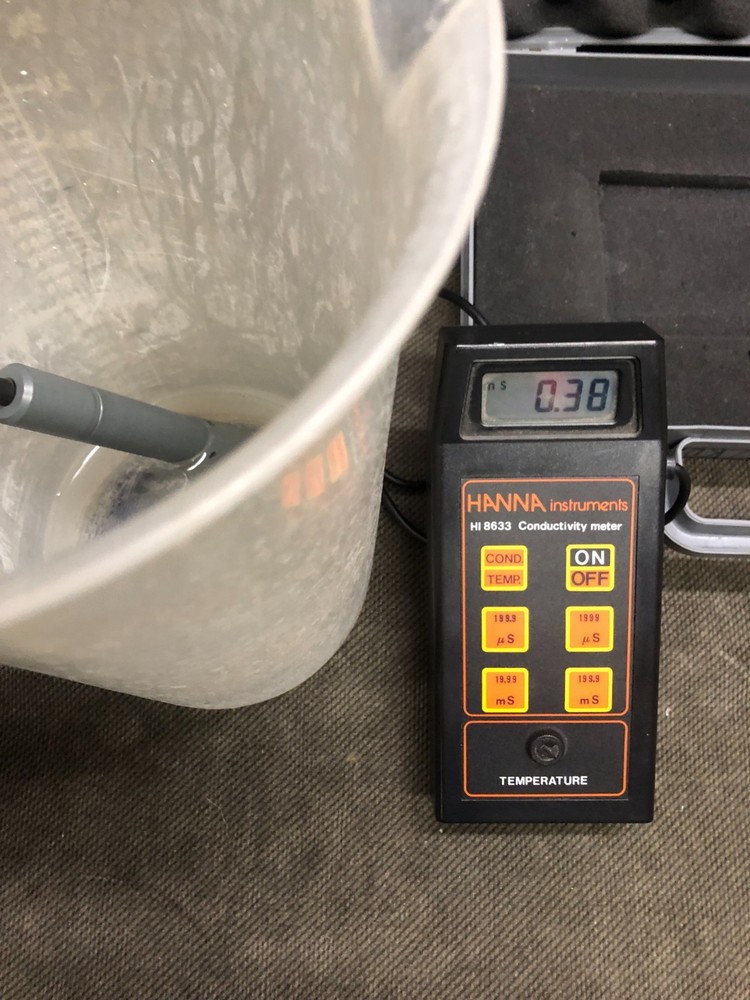 Hanna Instruments HI 8633 Water Multi-Range Conductivity Meter