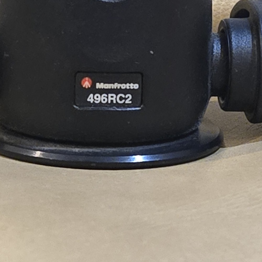 Manfrotto 496RC2 Compact Ball Head with Quick Release Plate