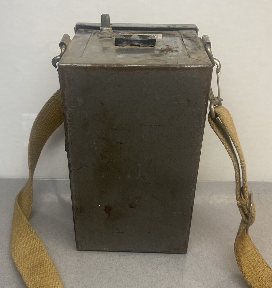 Vintage Raytec Ultraviolet Equipment Part Battery Pack?