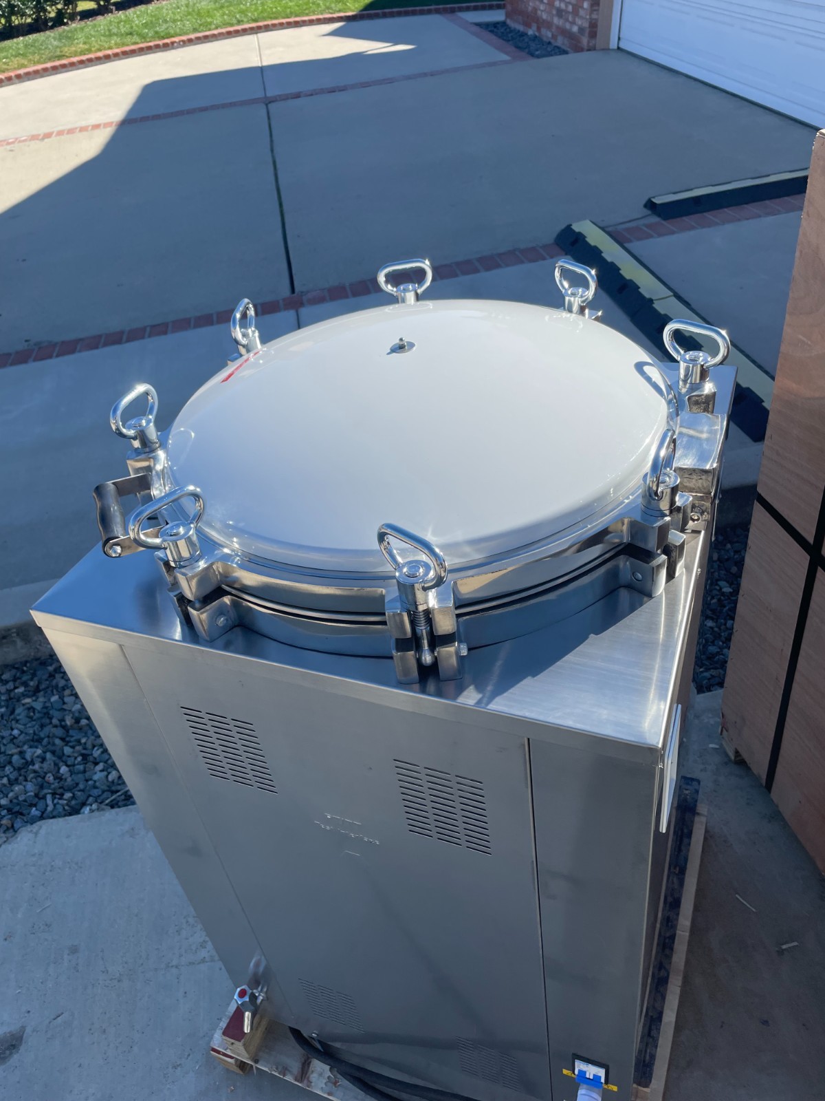 150L Vertical Autoclave Pressure Steam Sterilizer Digital Dental Mushroom 120V