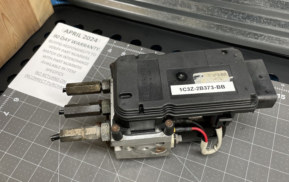 Ford Abs Anti Lock Brake Pump & Control Module Oem 1C3Z-2B373-BB