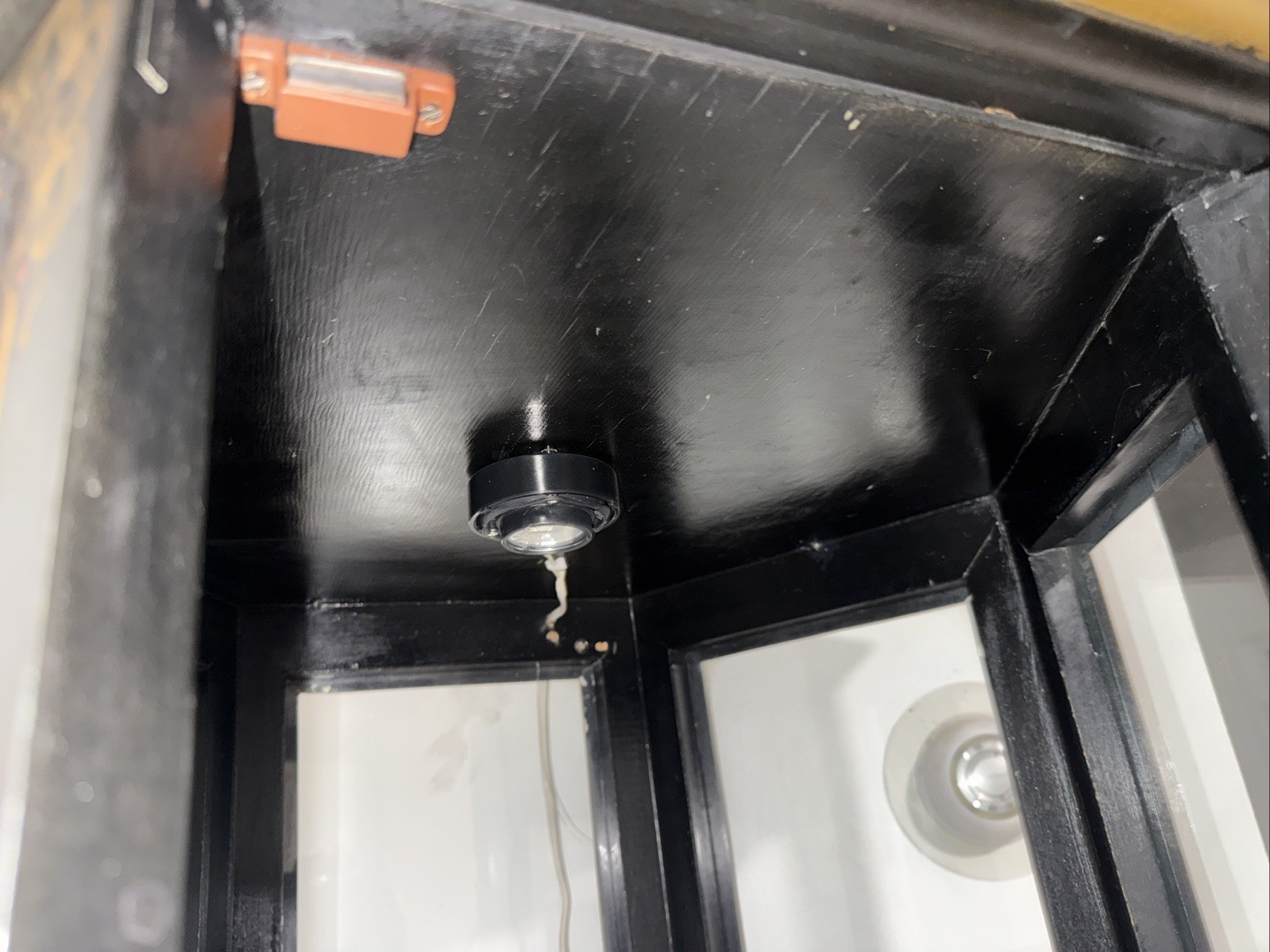 Vintage Chinoiserie Black Lacquered Hexagon Pagoda Curio Cabinet. Made In Italy