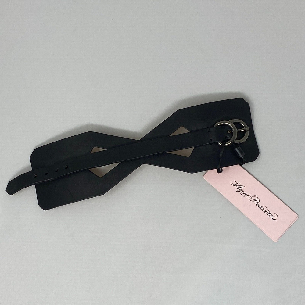 Agent Provocateur Veronica Black Leather Single Cuff NWT $200