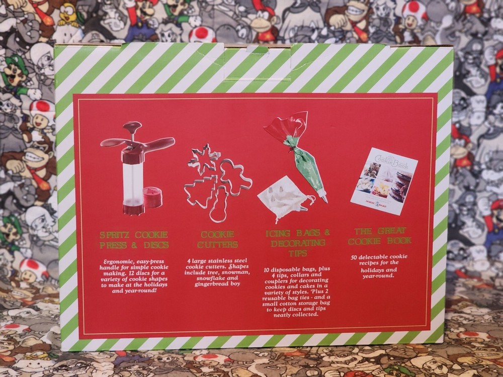 Nordic Ware Holiday Christmas Cookie Kit Spritz