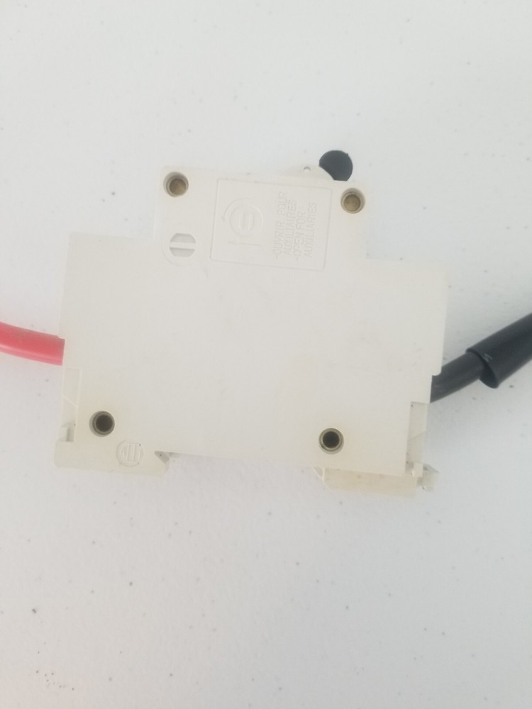 PERMOBIL C300 POWER BREAKER WITH CABLES.