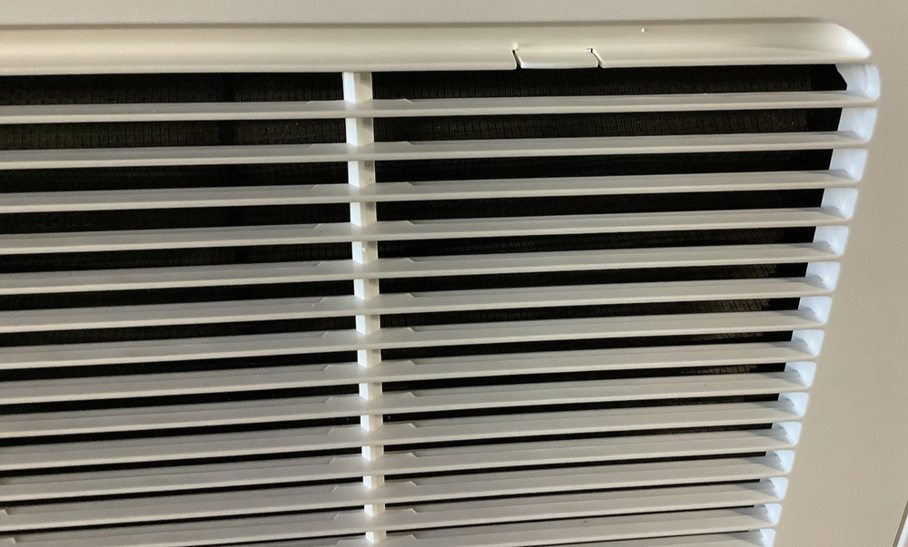 Daikin BYCQ125B-W1 White Ceiling Cassette Decoration Panel (r100)