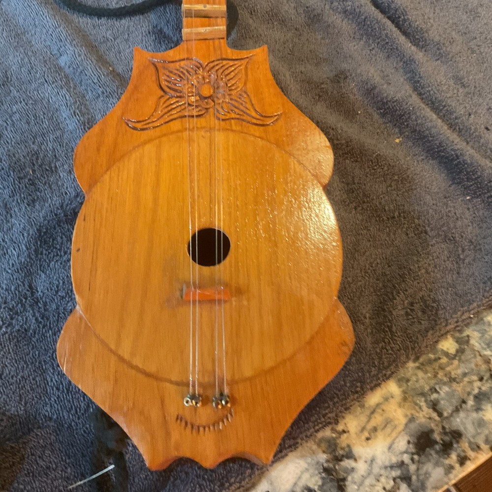 Vintage Seung Thailand 4 String Instrument Mandolin, Fiddle