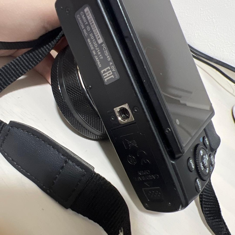Canon G1X Digital Camera Tested Compact Camera with Battery Charger