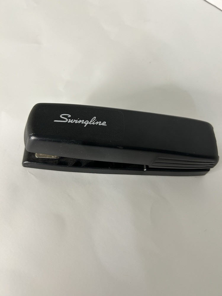 Black Swingline Desk Office Stapler Model #545xx Tested Stapler