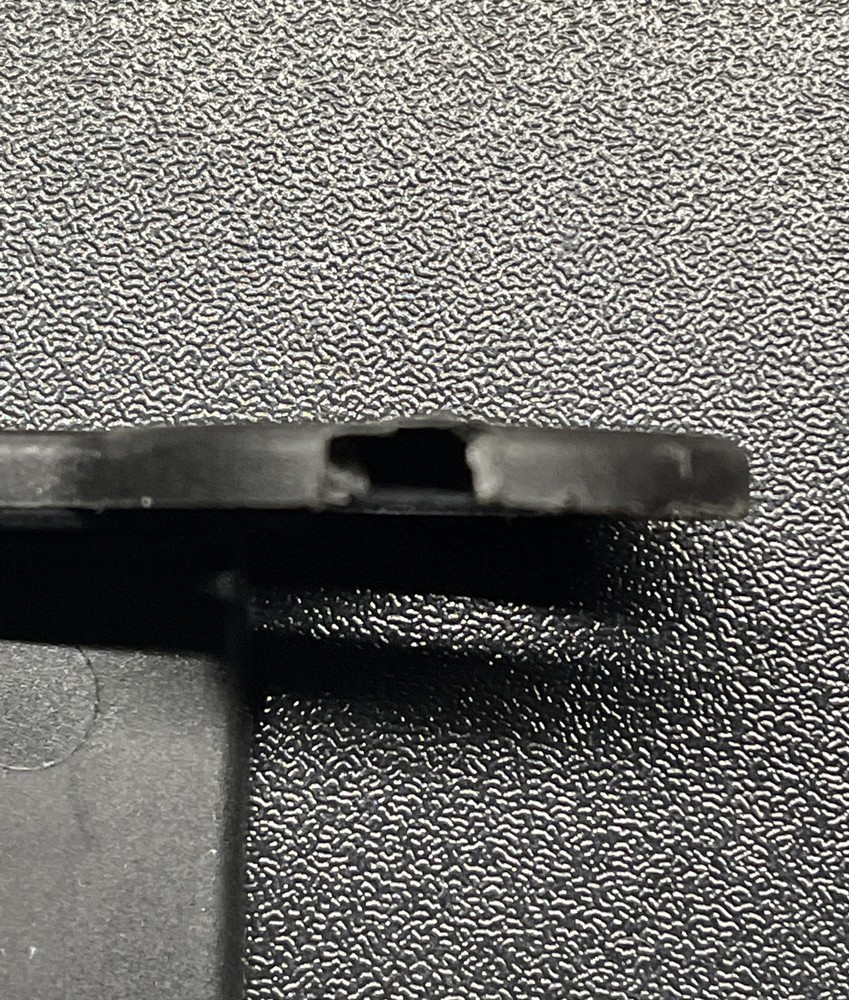 Igus 114.4.1PZ Cable Wireway Carrier Mounting Link