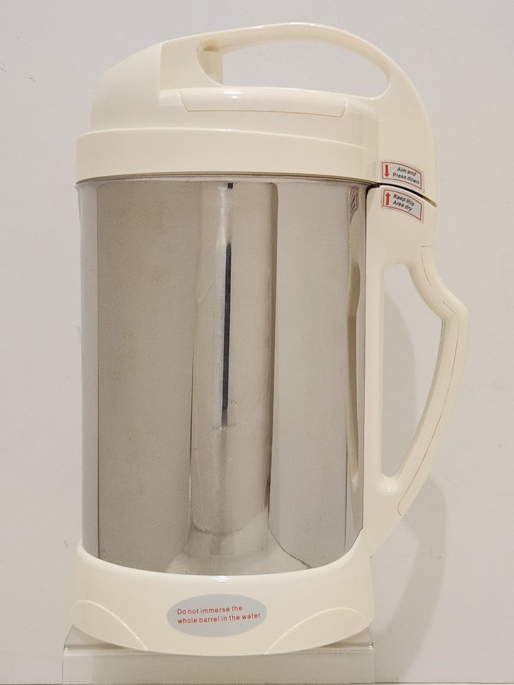 Sunpentown Model SS-212 Fully Automatic 1 1/2 Liter Soymilk Maker Excellent Cond