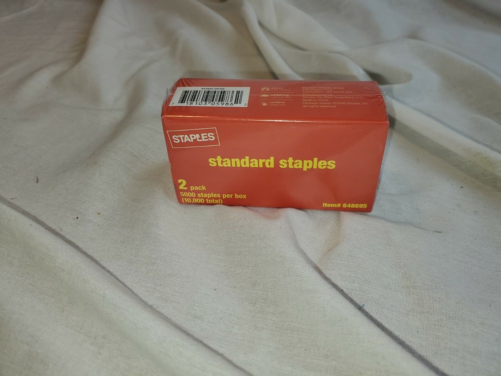 Staples Standard Staples 1/4" Leg Length 5000/Box, 2 Boxes/Pack Total 10000