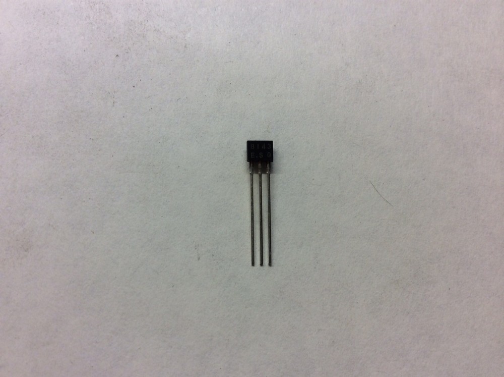 Qty 1 SHARP Transistor Chip B143 ESG 350 576 0182