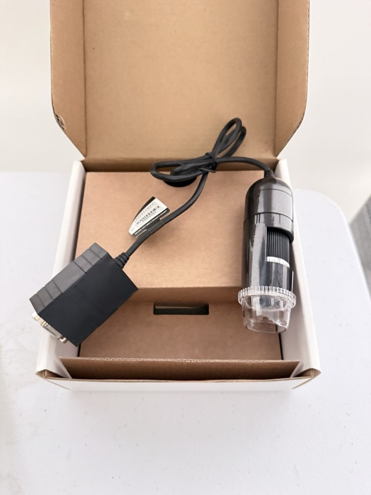 Dino-Lite VGA Digital Microscope AM4116ZTL w/Adapter