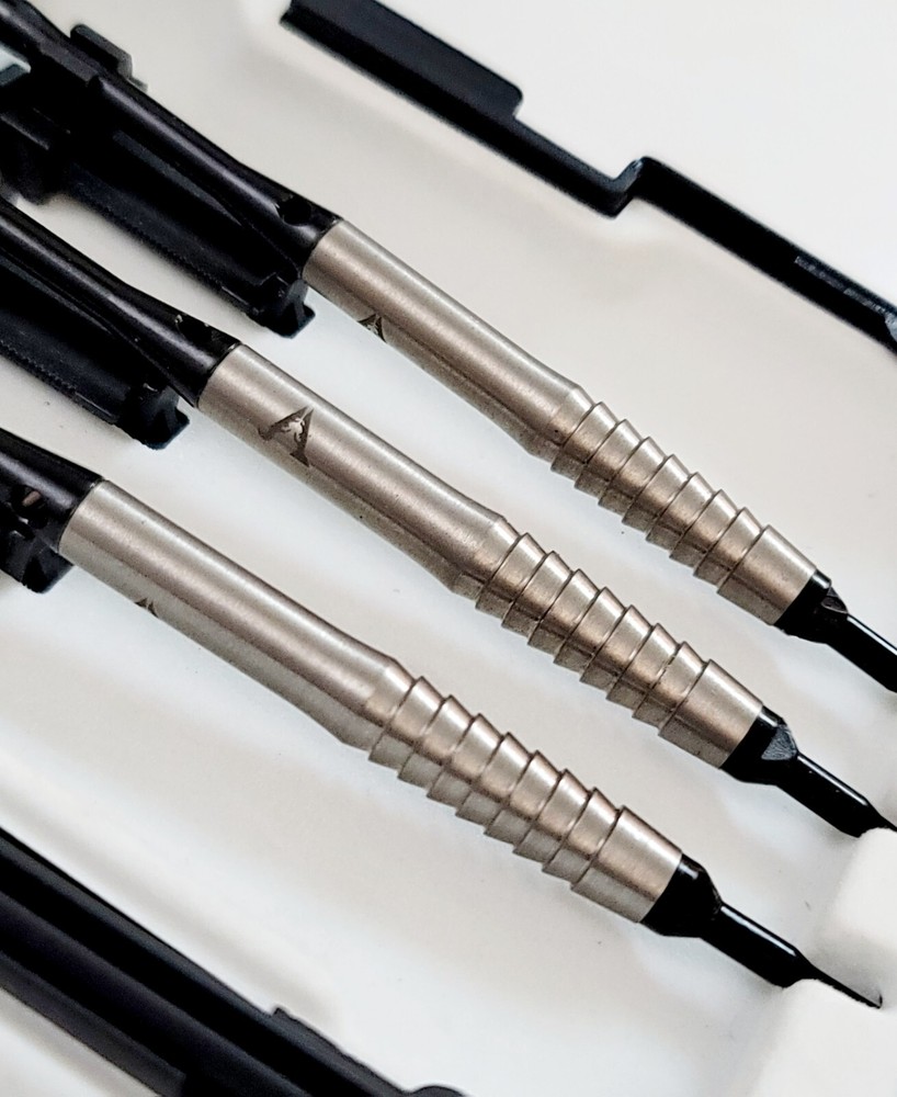 Viper V Factor 90% Tungsten Barrell 20 Grams Soft Tip Darts W/ Deluxe Case Tools